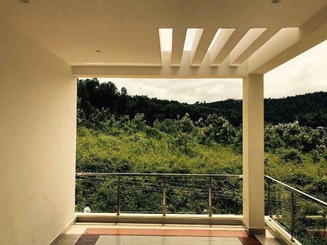 ホテルEesha Gardens イェールカードゥ エクステリア 写真